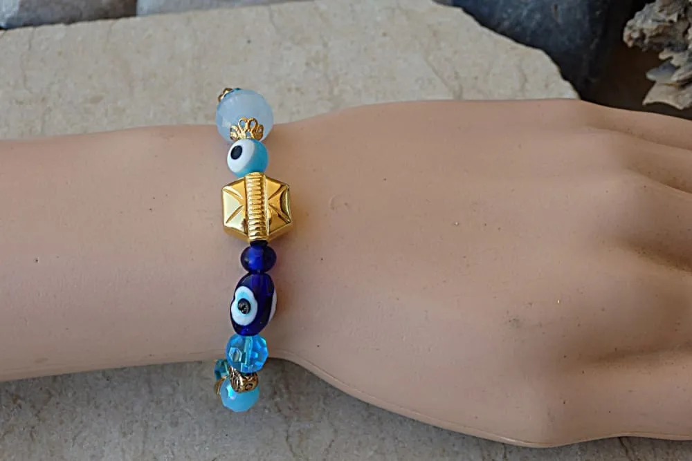 Gold evil eye bracelet