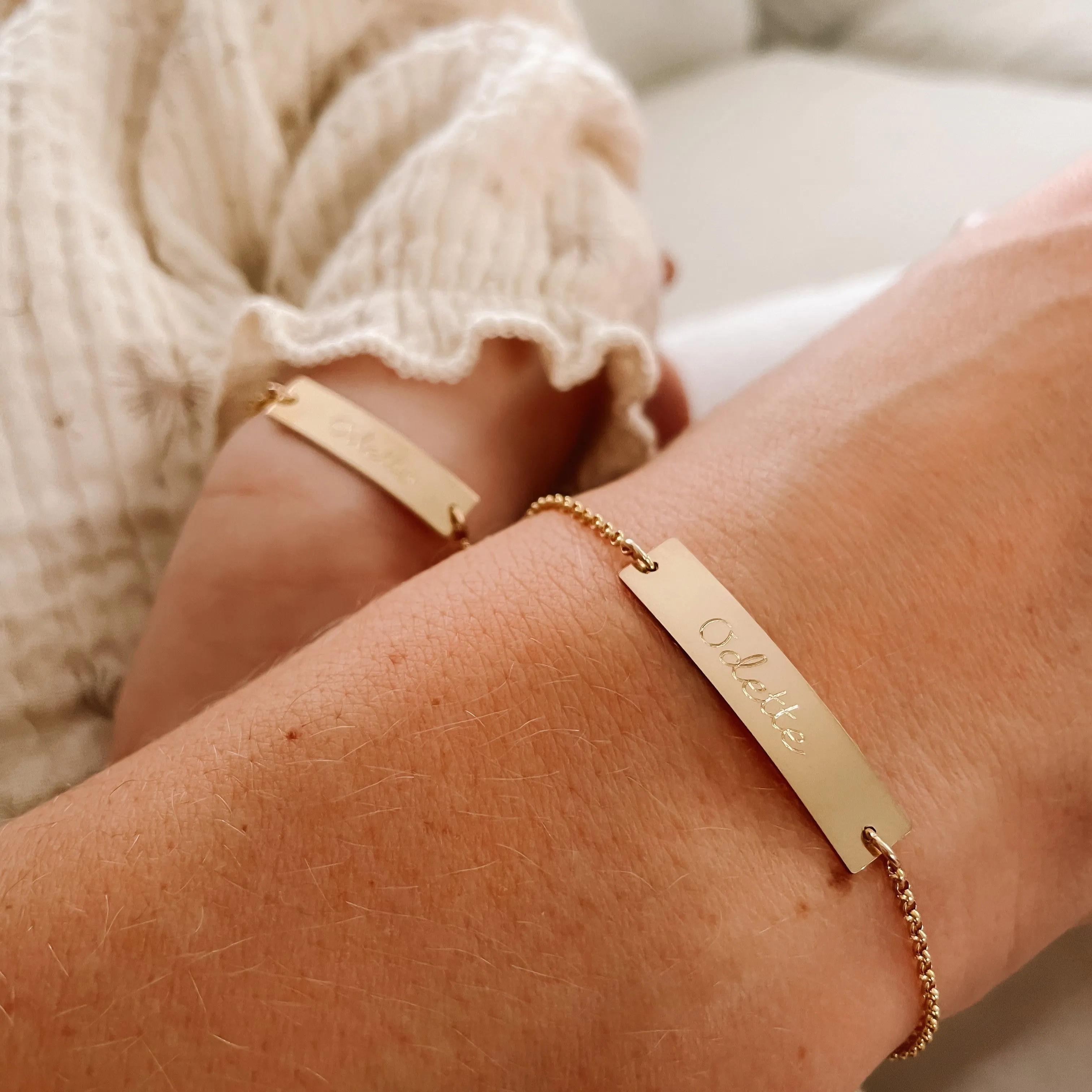 Hanne Detail Personalized Bracelet | Adult Bar